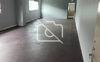 Entrepôt à vendre à Clayes-sous-Bois - 2 975 m²