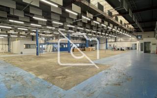 Entrepôt à vendre à Clayes-sous-Bois - 2 975 m²