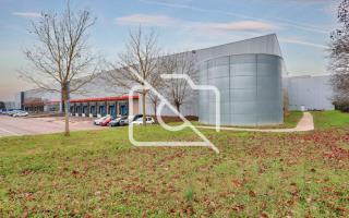 Entrepôt à louer à Gargenville - 8 495 m²