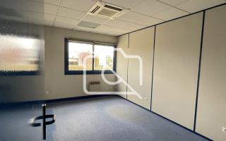 Entrepôt à louer à Saint-Germain-de-la-Grange - 1 950 m²