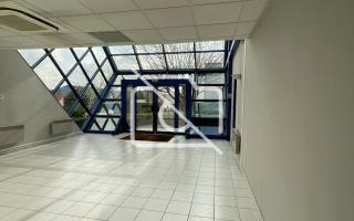 Entrepôt à louer à Saint-Germain-de-la-Grange - 1 950 m²