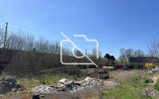 Terrain à louer à Saint-Germain-de-la-Grange - 2 800 m²