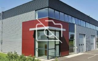 Entrepôt à louer à Élancourt - 515 m²