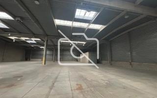 Entrepôt à louer à Sucy-en-Brie - 10 463 m²