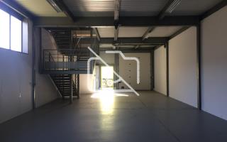 Entrepôt à louer à Morangis - 607 m²