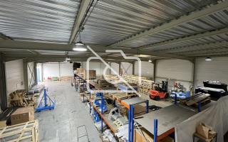 Entrepôt à louer à Houdan - 827 m²