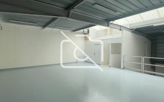 Entrepôt à louer à Guibeville - 237 m²