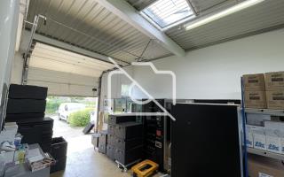 Entrepôt à louer à Trappes - 314 m²