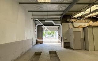 Entrepôt à vendre à Jouy-en-Josas - 640 m²