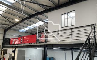 Entrepôt à louer à Saint-Germain-de-la-Grange - 225 m²