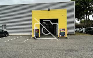 Entrepôt à louer à Trappes - 1 450 m²