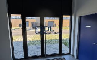 Entrepôt à louer à Trappes - 450 m²