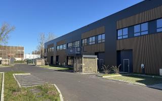Entrepôt à louer à Trappes - 450 m²