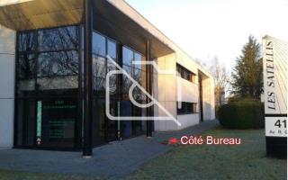 Entrepôt à louer à Buc - 316 m²