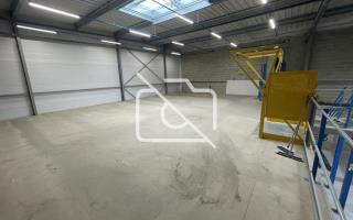 Entrepôt à louer à Le Pin - 545 m²