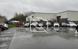 Entrepôt à louer à Ozoir-la-Ferrière - 410 m²