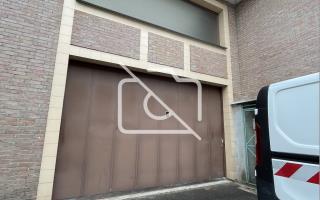 Entrepôt à louer à Voisins-le-Bretonneux - 265 m²