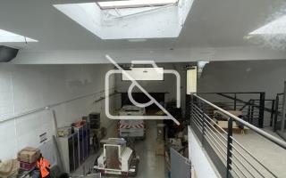 Entrepôt à louer à Voisins-le-Bretonneux - 265 m²