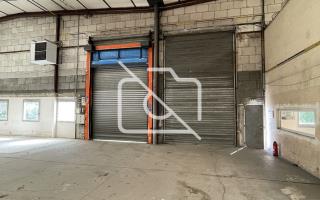 Entrepôt à vendre à Plaisir - 1 664 m²