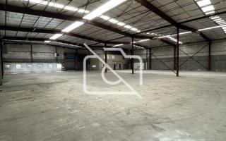 Entrepôt à vendre à Plaisir - 1 664 m²