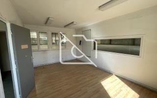 Entrepôt à vendre à Plaisir - 1 664 m²