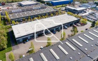 Entrepôt à louer à Coignières - 496 m²