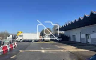 Entrepôt à vendre à Savigny-le-Temple - 4 261 m²