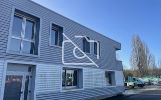 Entrepôt à vendre à Savigny-le-Temple - 4 261 m²