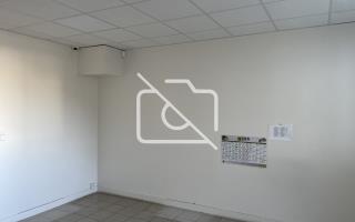 Entrepôt à vendre à Savigny-le-Temple - 4 261 m²