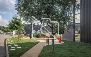 Entrepôt à vendre à Persan - 3 800 m²