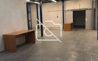 Entrepôt à vendre à Champigny-sur-Marne - 931 m²