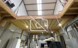 Entrepôt à vendre à Brie-Comte-Robert - 240 m²