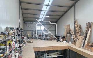 Entrepôt à vendre à Brie-Comte-Robert - 240 m²