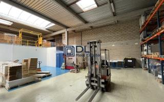 Entrepôt à vendre à Trappes - 785 m²