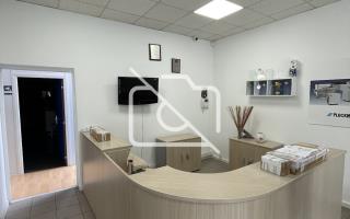 Entrepôt à vendre à Trappes - 785 m²