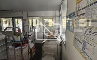 Entrepôt à vendre à Montigny-le-Bretonneux - 2 500 m²