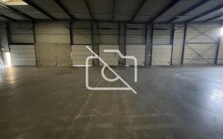 Entrepôt à louer à Égly - 2 826 m²