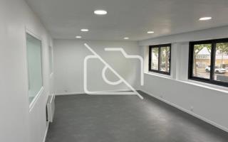 Entrepôt à louer à Bondoufle - 910 m²