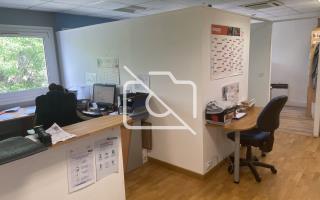 Entrepôt à vendre à Lisses - 299 m²