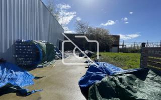 Entrepôt à vendre à Lisses - 1 220 m²