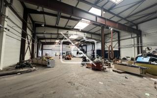 Entrepôt à vendre à Linas - 1 668 m²