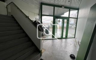 Entrepôt à vendre à Linas - 1 668 m²