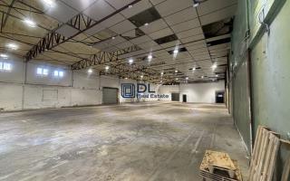 Entrepôt à louer à Bazainville - 1 000 m²