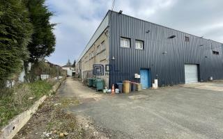 Entrepôt à louer à Bazainville - 1 000 m²