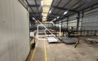 Entrepôt à louer à Trappes - 3 120 m²