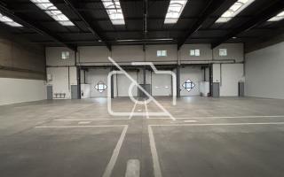Entrepôt à louer à Élancourt - 764 m²
