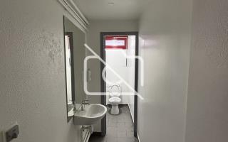 Entrepôt à louer à Élancourt - 764 m²