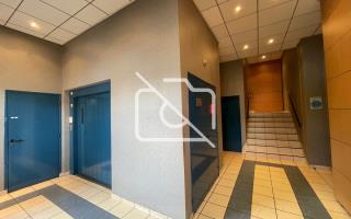 Entrepôt à louer à Lognes - 425 m²