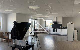 Entrepôt à louer à Bailly-Romainvilliers - 700 m²