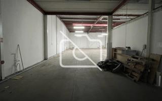 Entrepôt à louer à Buc - 592 m²